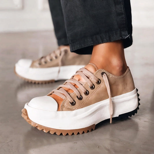 Elina | Comfortable Orthopedic Shoes with a Thick Heel